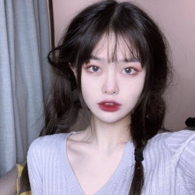 特朗普称美将对芯片和半导体征收约100%的关税